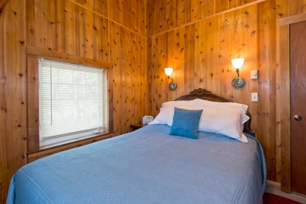 Five Seasuns Bed And Breakfast Порт-Анджелес Экстерьер фото